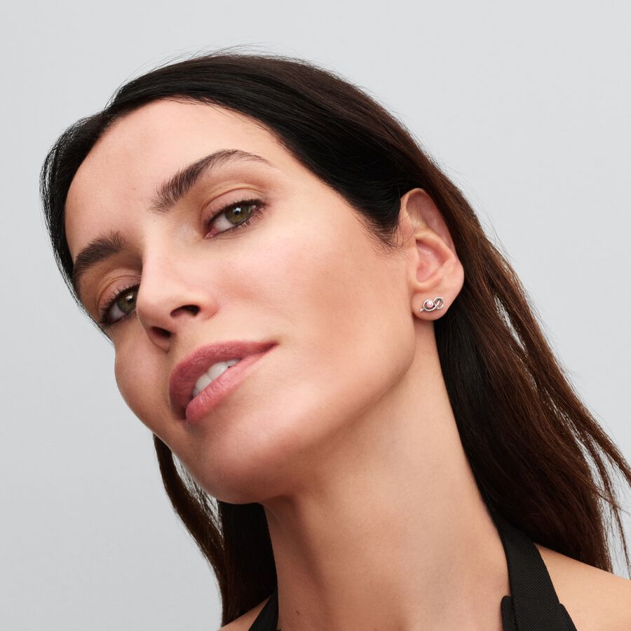 Brincos Espigão Nó Infinito